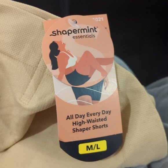 Shapermint High-Waisted Shaper Shorts Beige - Size M/L NWT - Picture 4 of 4